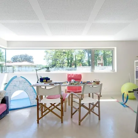 Apartmán House & Pool At Somo